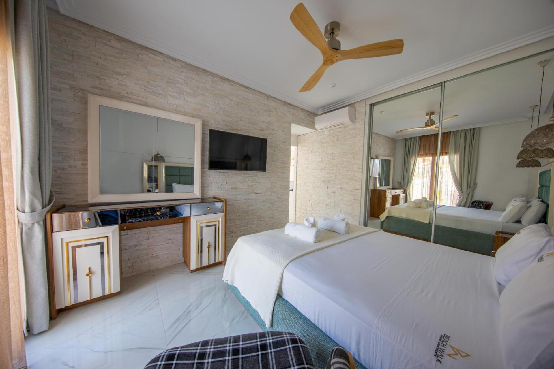 Beach Walk Luxury Suites Amoudara  Rom bilde